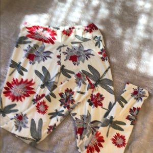 Women’s Plus sized dragonfly leggings